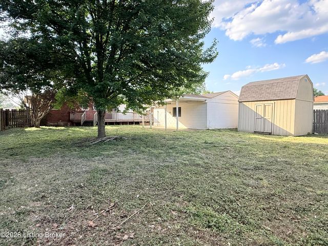 11615 Semillon Ln, Louisville, KY 40272