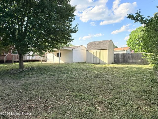 11615 Semillon Ln, Louisville, KY 40272