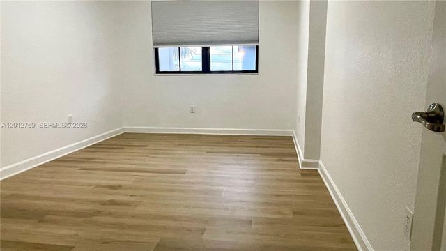 10620 NW 88th St 205, Doral, FL 33178