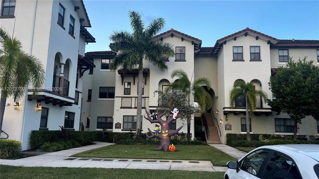 10620 NW 88th St 205, Doral, FL 33178