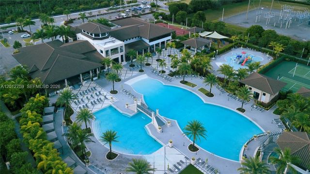 10620 NW 88th St 205, Doral, FL 33178