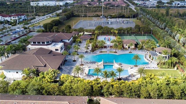 10620 NW 88th St 205, Doral, FL 33178