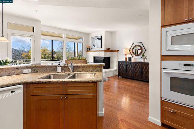 5301 Terra Granada Dr 2A, Walnut Creek, CA 94595