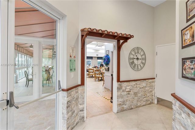 5952 Regal Glen Drive 102, Boynton Beach, FL 33437
