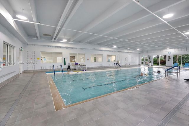 5952 Regal Glen Drive 102, Boynton Beach, FL 33437