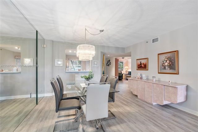 5952 Regal Glen Drive 102, Boynton Beach, FL 33437
