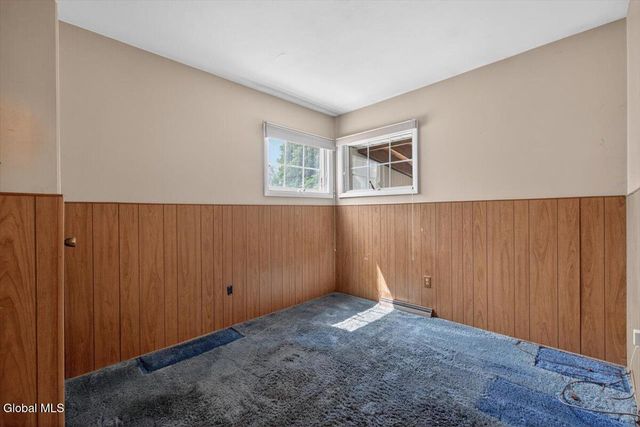 48 Munro Court, Troy, NY 12180