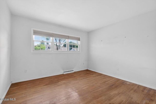 48 Munro Court, Troy, NY 12180