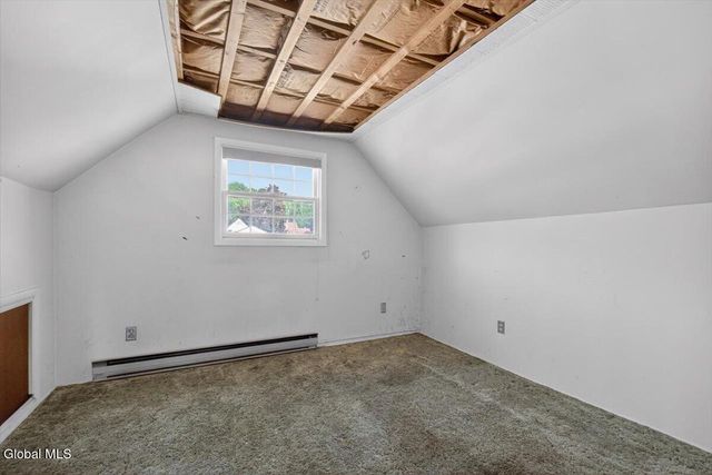 48 Munro Court, Troy, NY 12180
