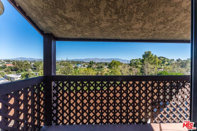 5870 Benner Street 304, Los Angeles, CA 90042