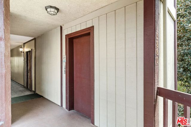 5870 Benner Street 304, Los Angeles, CA 90042