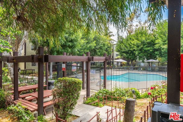 5870 Benner Street 304, Los Angeles, CA 90042