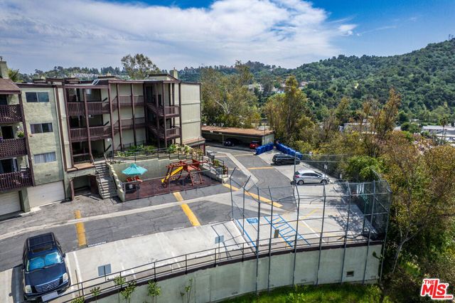 5870 Benner Street 304, Los Angeles, CA 90042