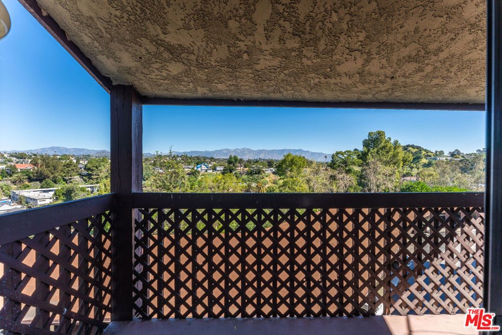 Image 22 of property listing at 5870 Benner Street 304, Los Angeles, CA 90042