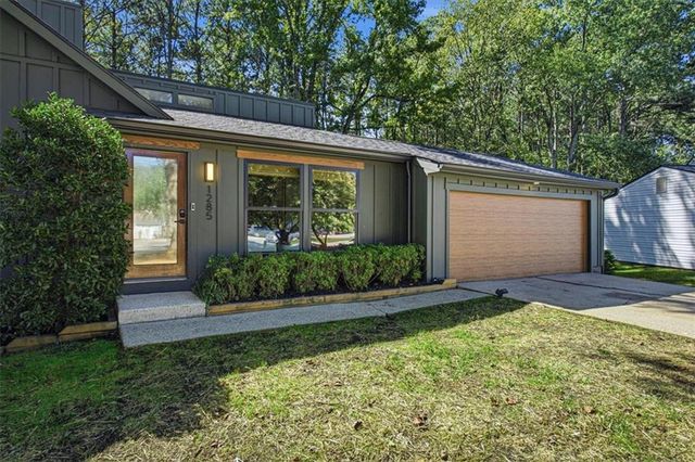 1285 Mission Hills Court, Roswell, GA 30076