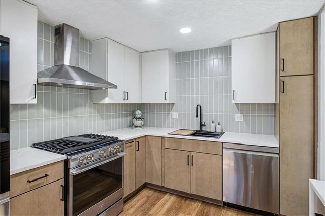 1285 Mission Hills Court, Roswell, GA 30076