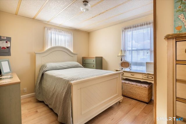 10 Woodland Park, Shelton, CT 06484