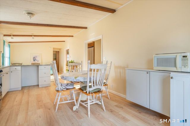 10 Woodland Park, Shelton, CT 06484