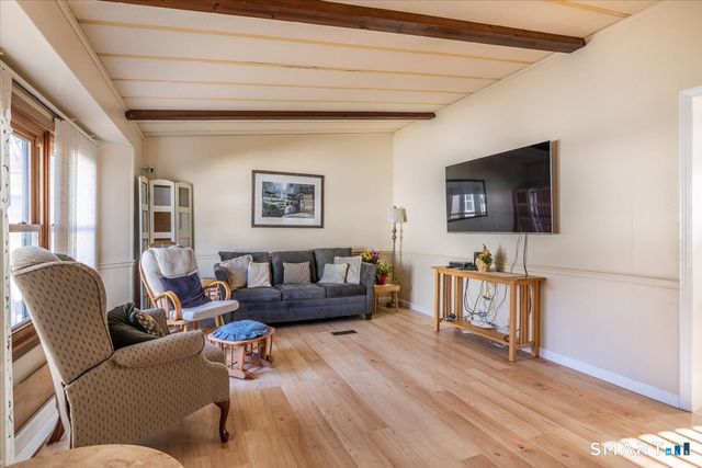 10 Woodland Park, Shelton, CT 06484