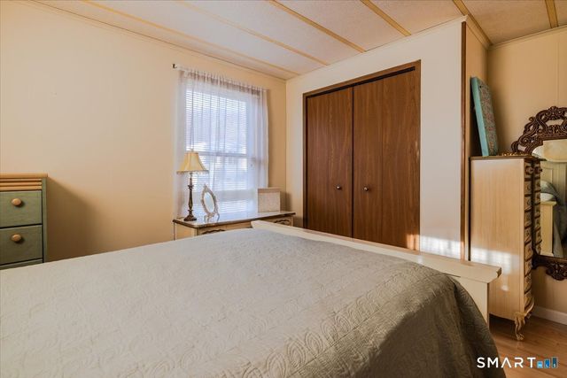 10 Woodland Park, Shelton, CT 06484