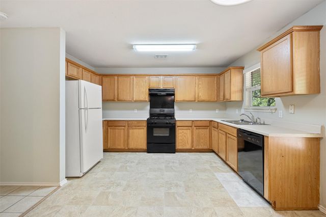 808 Flatters WAY, Pflugerville, TX 78660