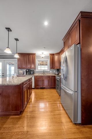 653 Mount Vernon Drive, Lexington, KY 40502