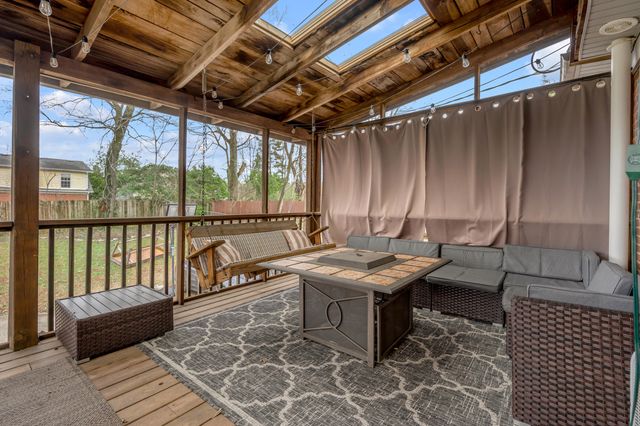 653 Mount Vernon Drive, Lexington, KY 40502