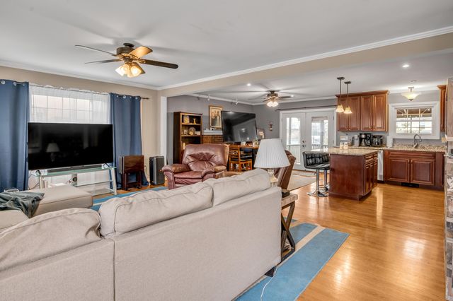 653 Mount Vernon Drive, Lexington, KY 40502