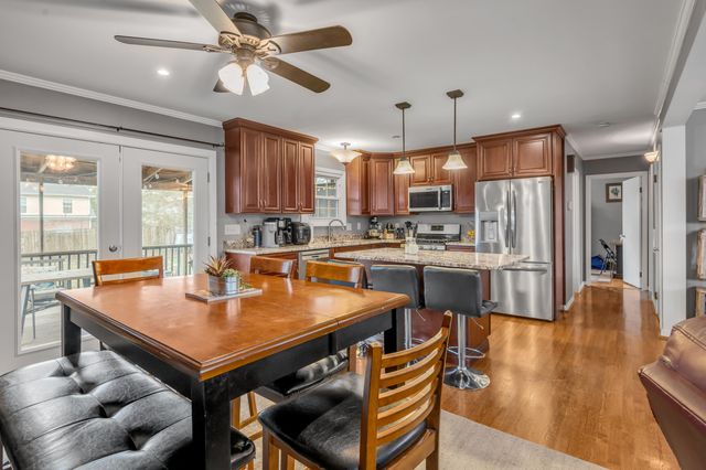 653 Mount Vernon Drive, Lexington, KY 40502