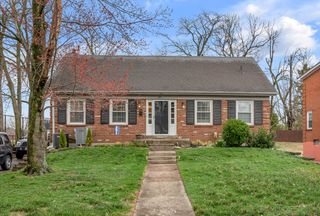 653 Mount Vernon Drive, Lexington, KY 40502