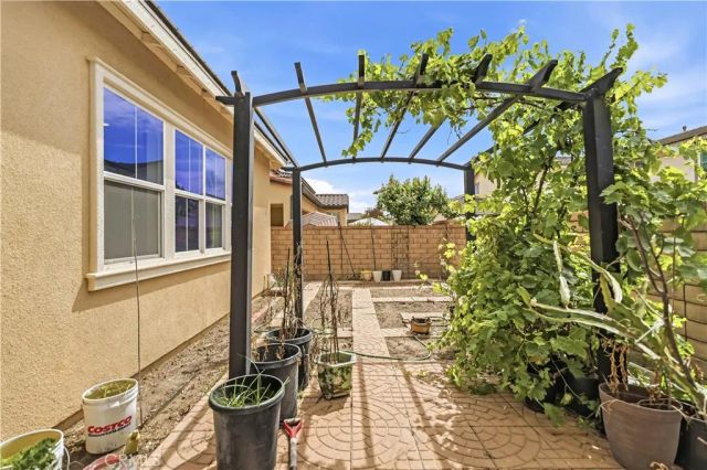 3380 E Pine Ridge, Ontario, CA 91761