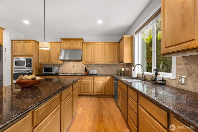 23254 SE Daybreak Place, Maple Valley, WA 98038