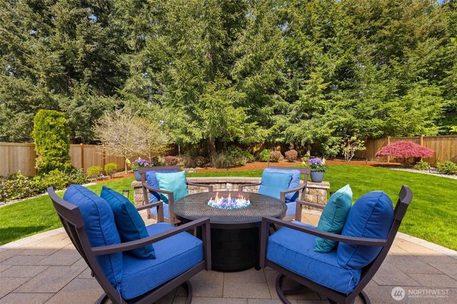 23254 SE Daybreak Place, Maple Valley, WA 98038