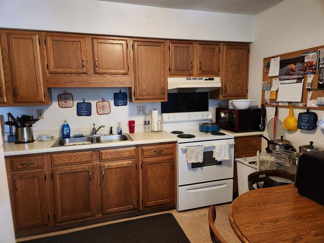 53-55 VT Route 30 N, Castleton, VT 05735