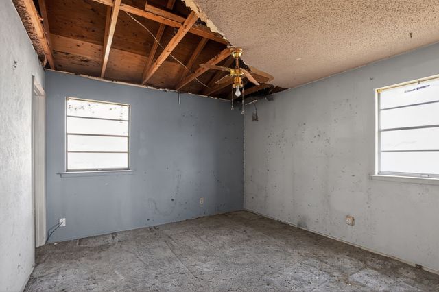 404 Nathan Street, Burleson, TX 76028