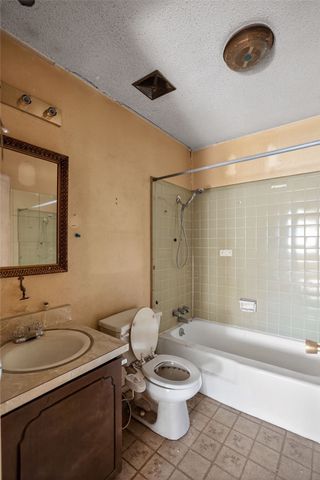 404 Nathan Street, Burleson, TX 76028