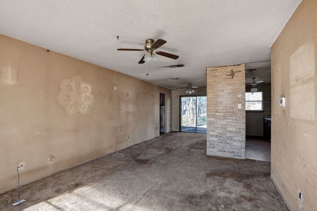 404 Nathan Street, Burleson, TX 76028