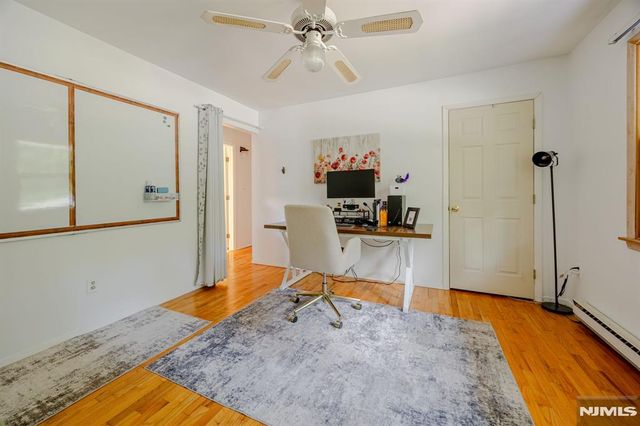 1 Bantry Court, Vernon, NJ 07422