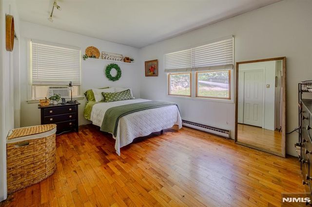 1 Bantry Court, Vernon, NJ 07422