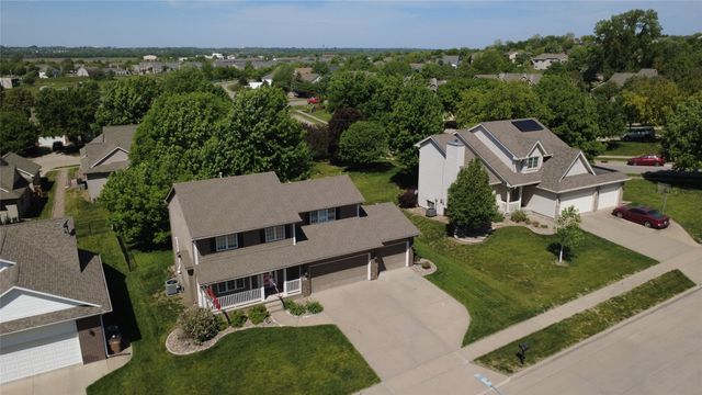 6814 NW 56th Street, Johnston, IA 50131