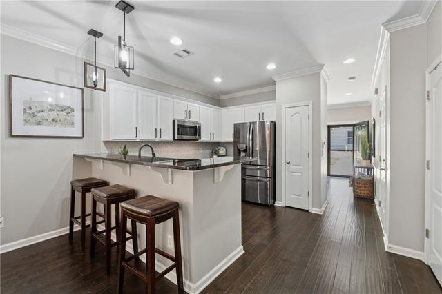 1076 Firethorne Pass, Cumming, GA 30040