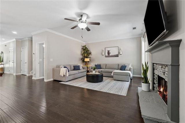 1076 Firethorne Pass, Cumming, GA 30040