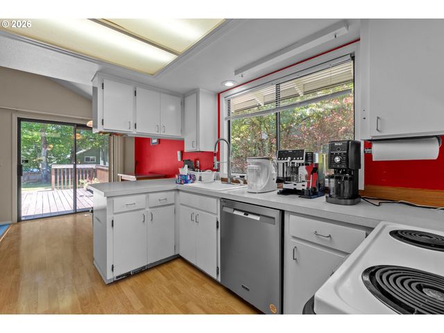 21886 Sw MARTINAZZI Ave, Tualatin, OR 97062
