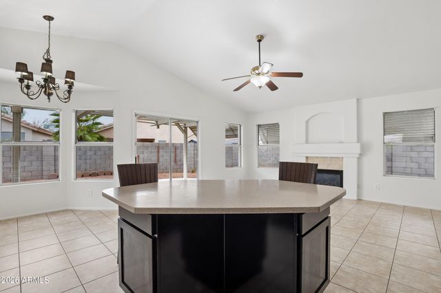 15661 W HAMMOND Drive, Goodyear, AZ 85338