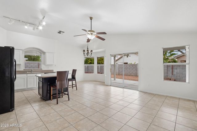 15661 W HAMMOND Drive, Goodyear, AZ 85338