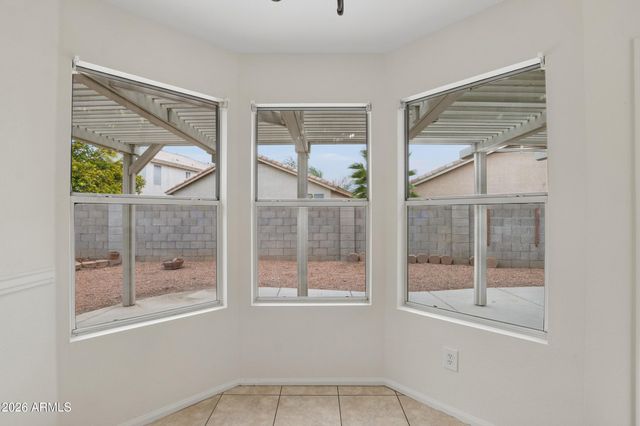 15661 W HAMMOND Drive, Goodyear, AZ 85338