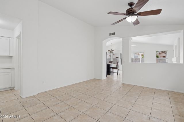 15661 W HAMMOND Drive, Goodyear, AZ 85338
