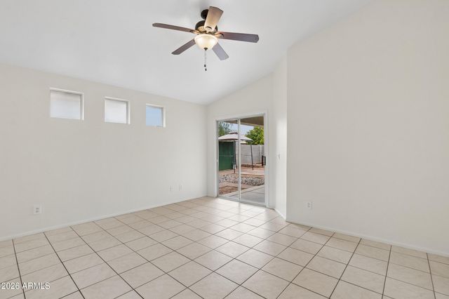 15661 W HAMMOND Drive, Goodyear, AZ 85338