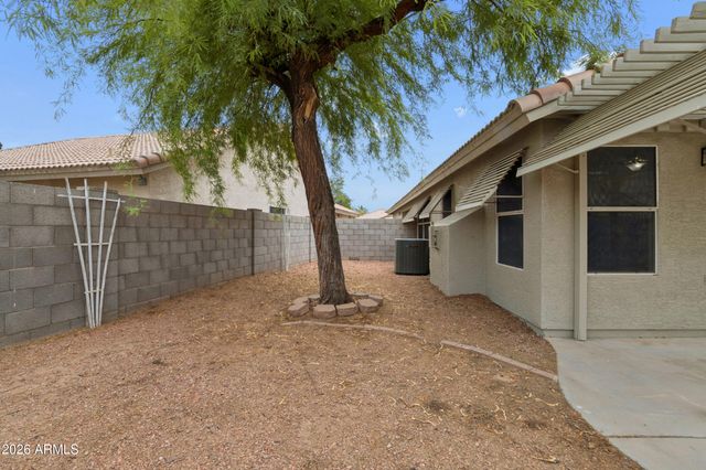15661 W HAMMOND Drive, Goodyear, AZ 85338