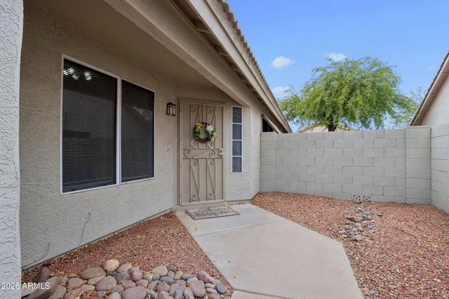 15661 W HAMMOND Drive, Goodyear, AZ 85338